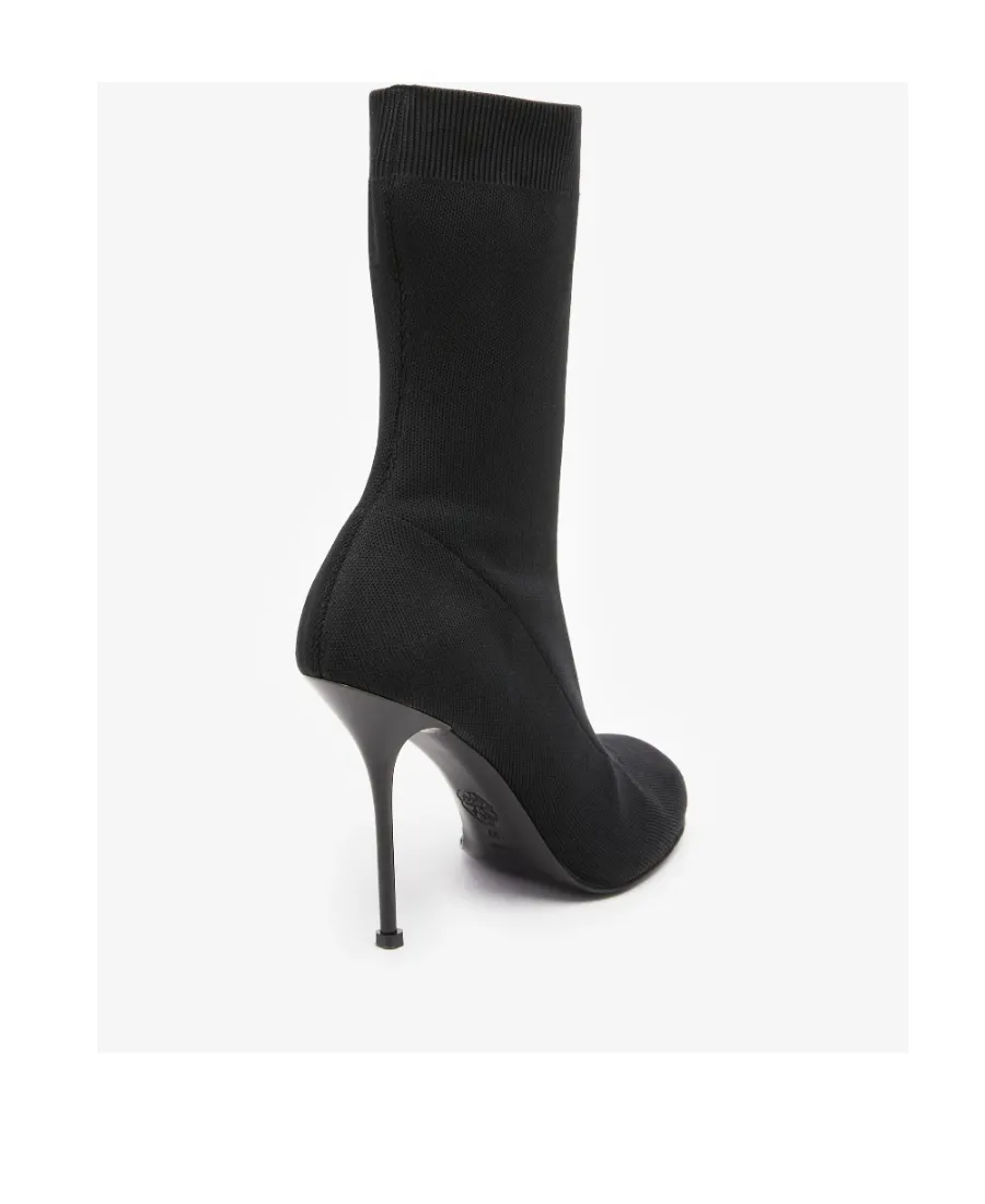 Pull-On Rib-Knit Boots