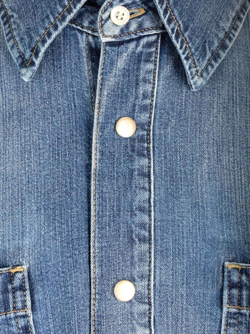 Dart-Detailed Long Sleeved Denim Shirt
