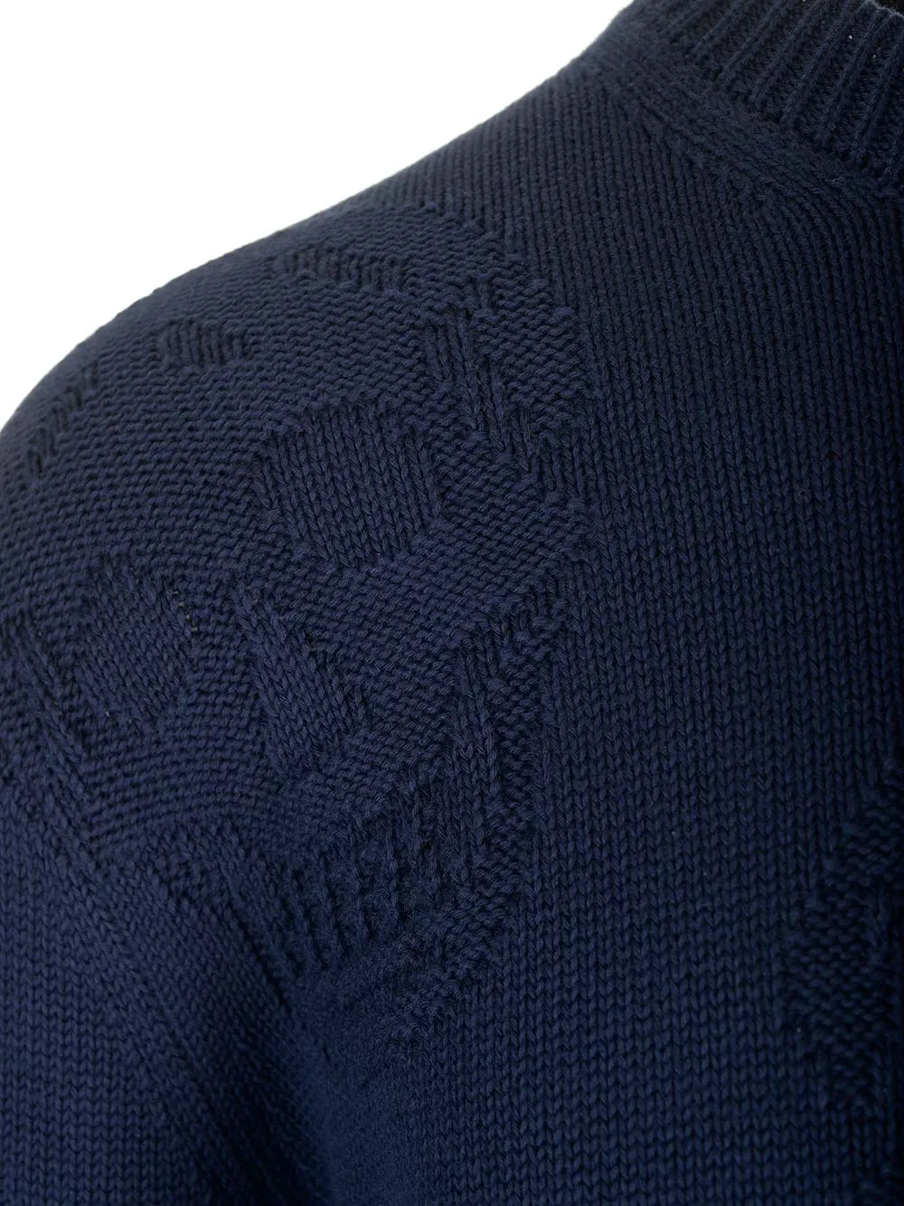 Round-Neck Long-Sleeved Sweater