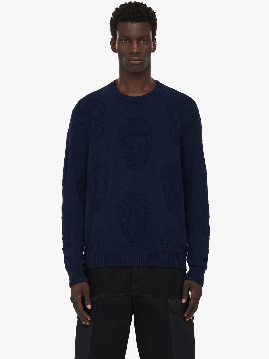 Round-Neck Long-Sleeved Sweater