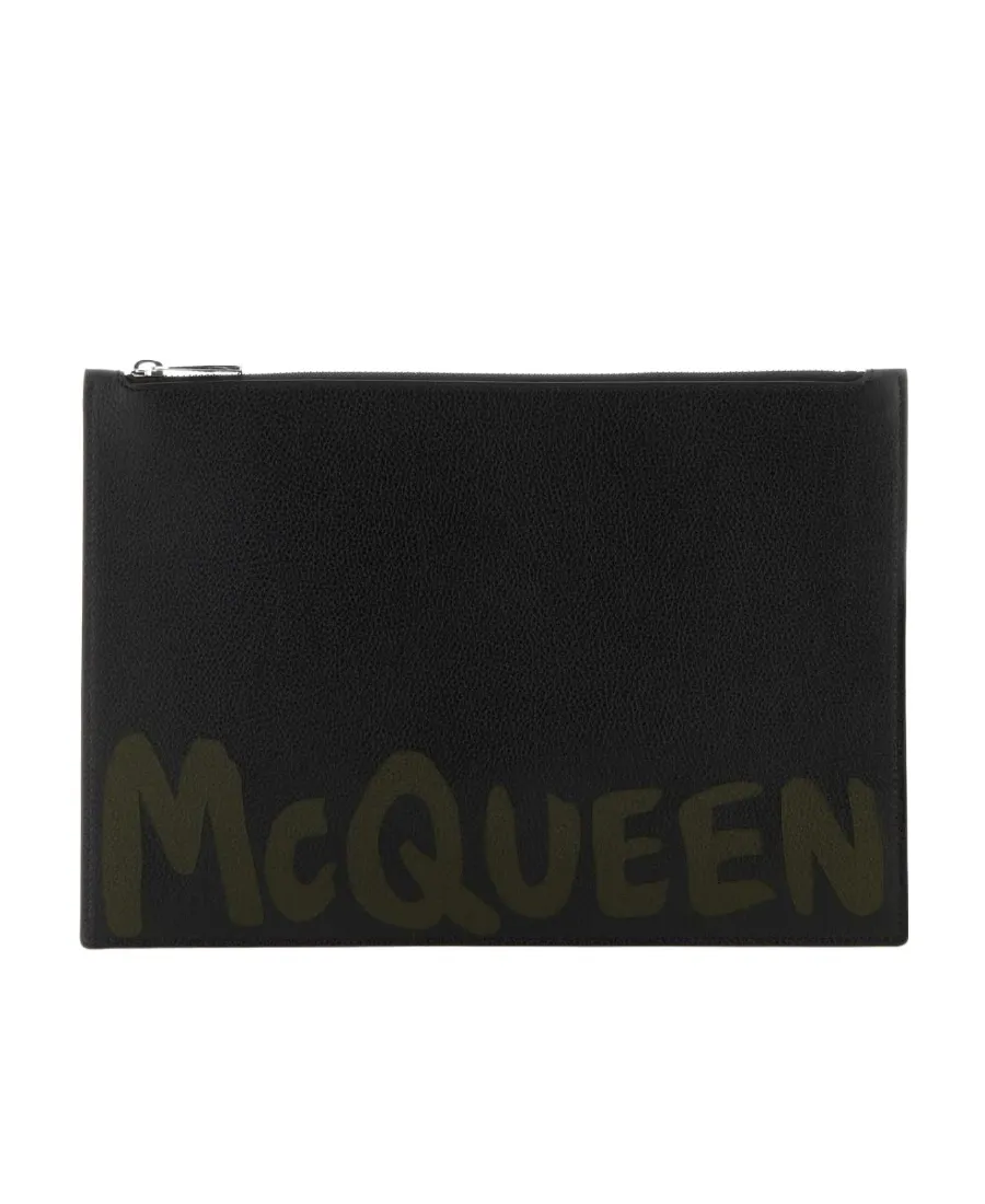 Graffiti Printed Zipped Wallet