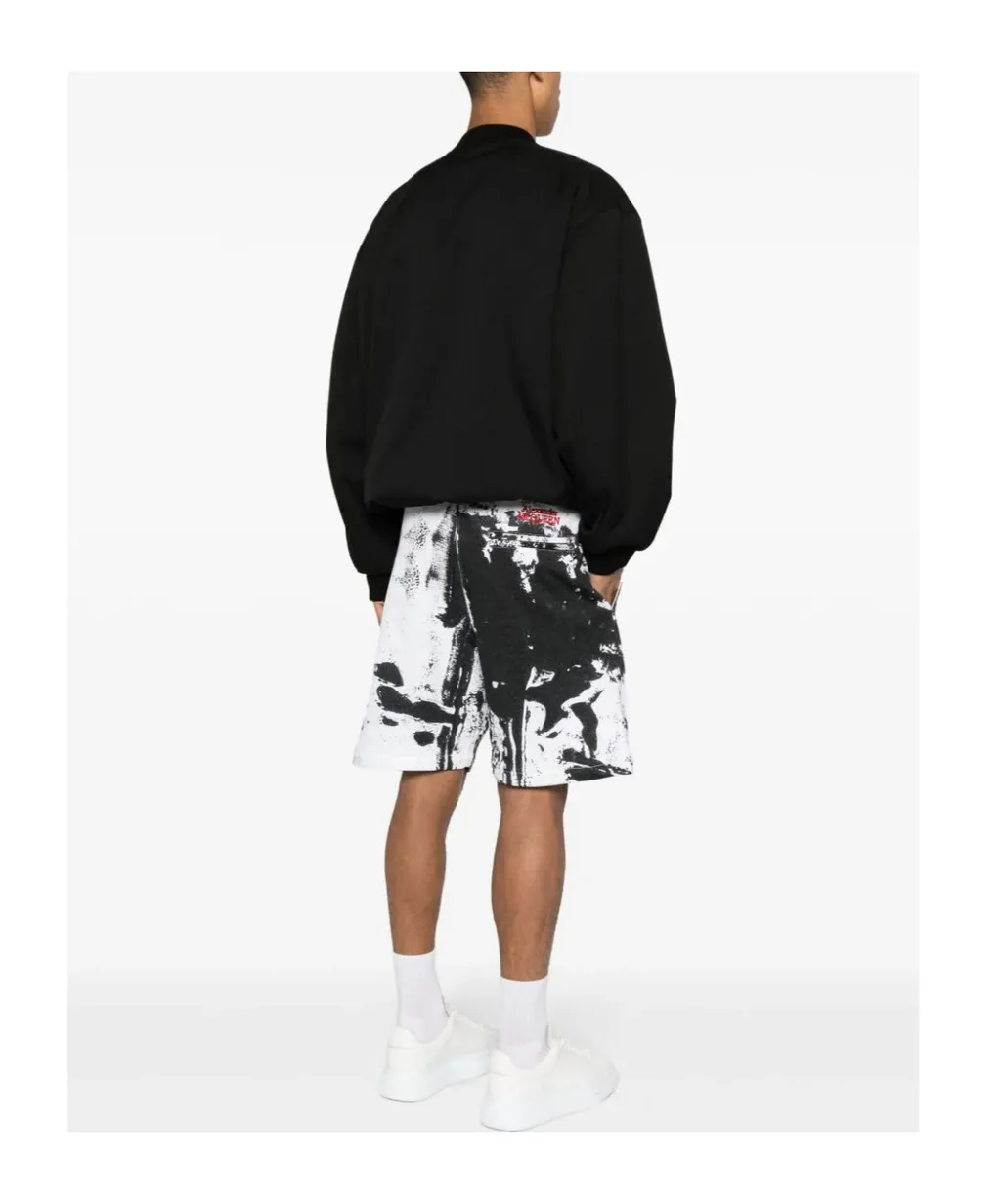 Graphic Print Shorts