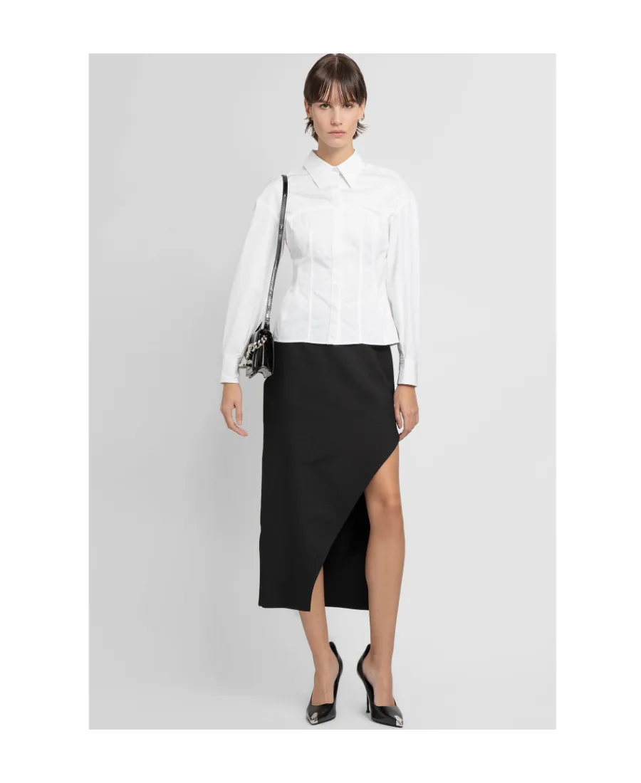Fitted Button-Up Shirt