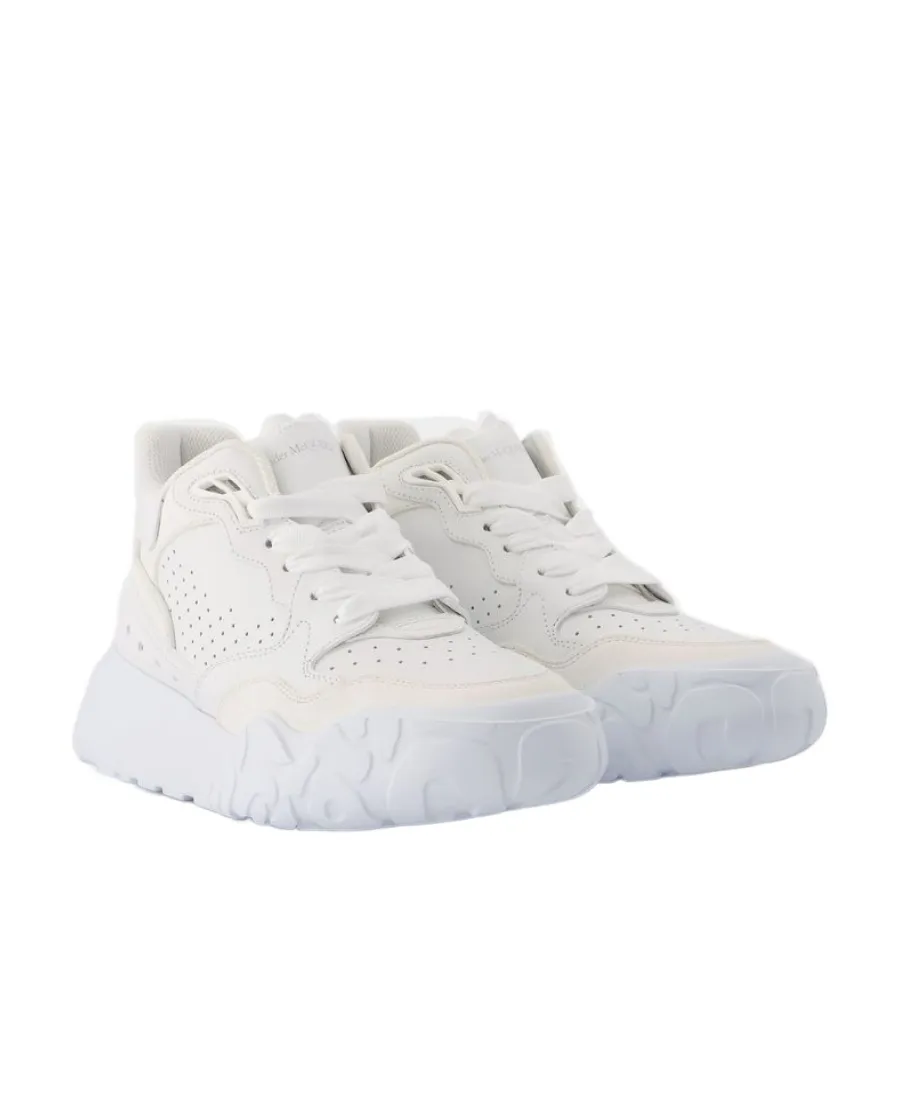 Logo Low-Cut Sneakers