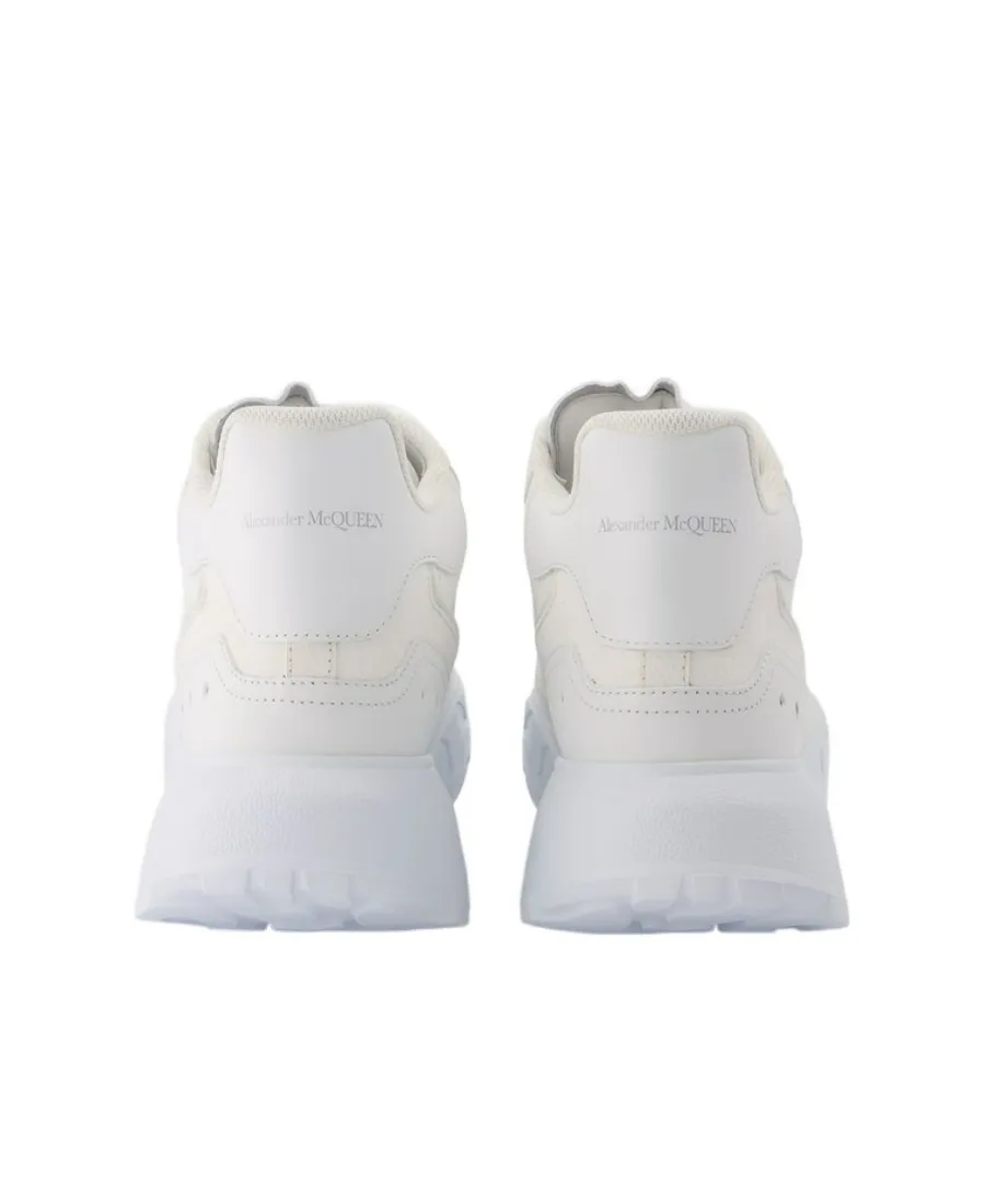Logo Low-Cut Sneakers