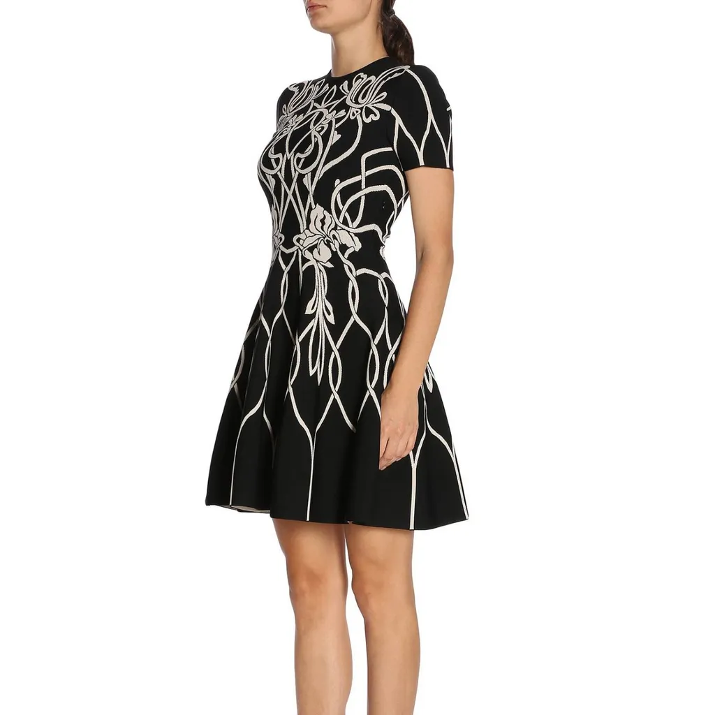 Round-Collar Short-Sleeve Dress