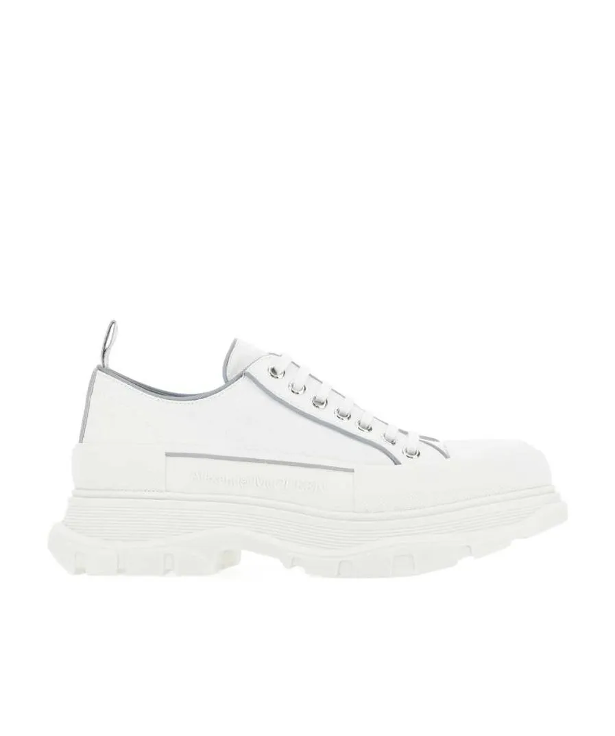 Lo-Top Sneakers