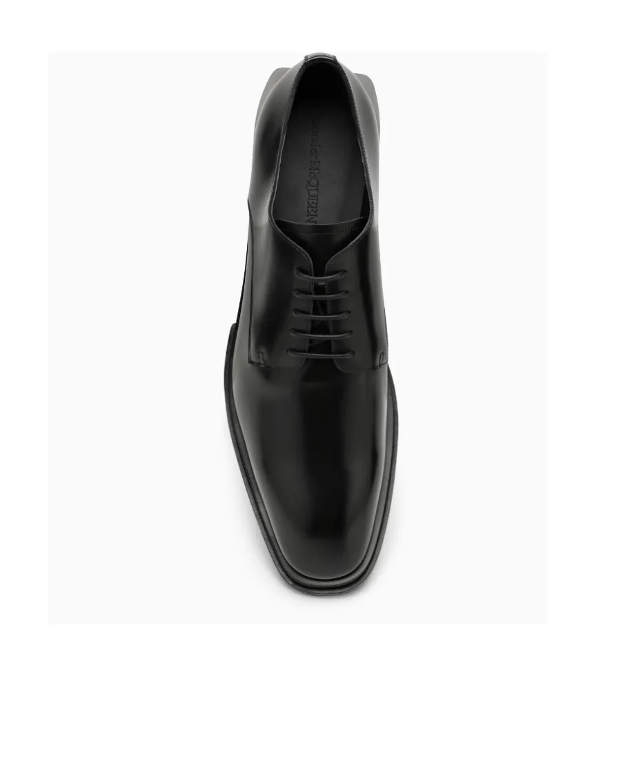 Round-Toe Lace-Up Derby Shoes