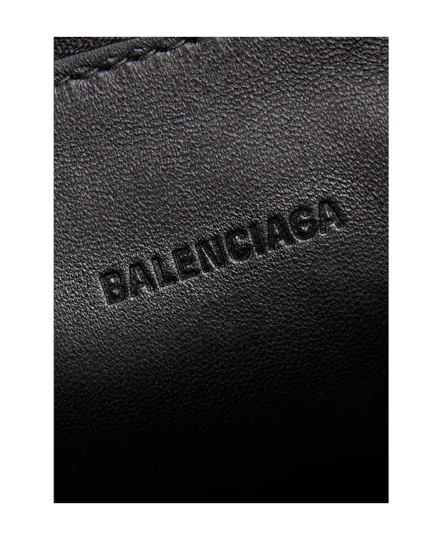 Neo Classic Leather Shoulder Bag