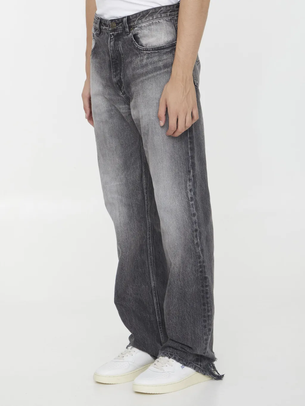 Medium Fit Jeans