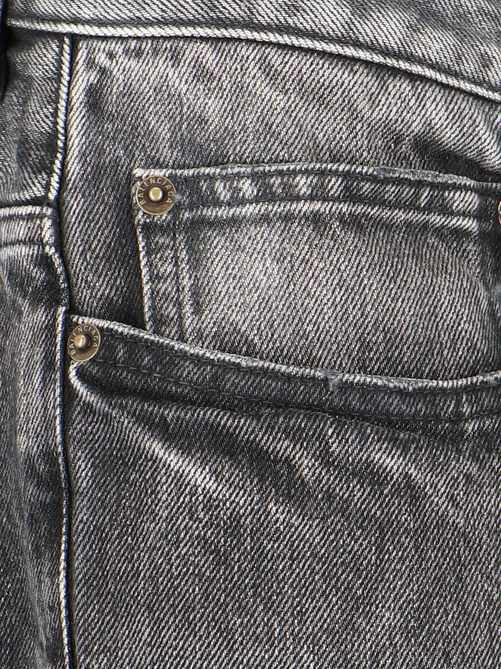 Medium Fit Jeans
