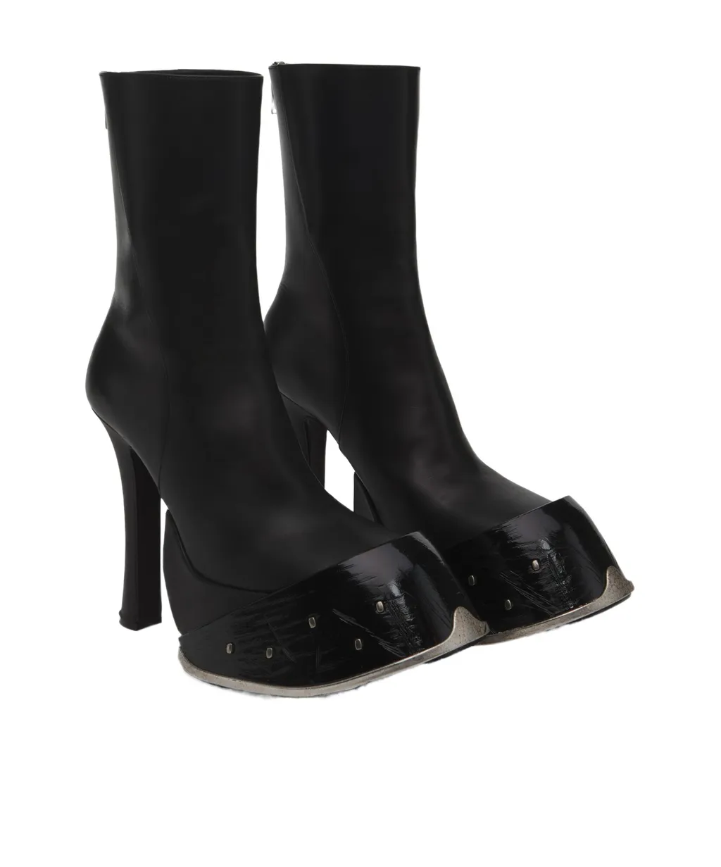 Horseshoe Platform Boots