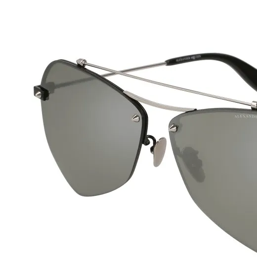 Logo Detail Sunglasses