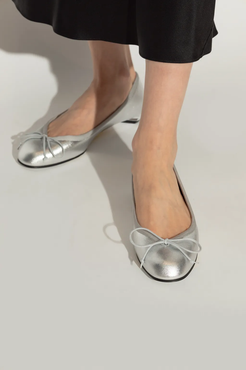 Bow-Detailed Metallic Flat Shoes