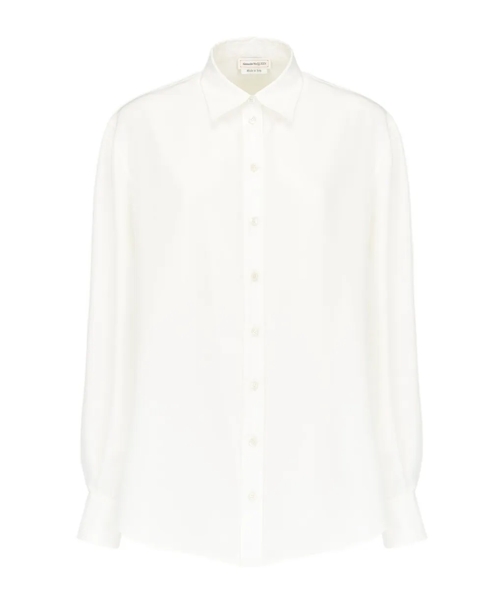 Long Sleeved Buttoned Shirt