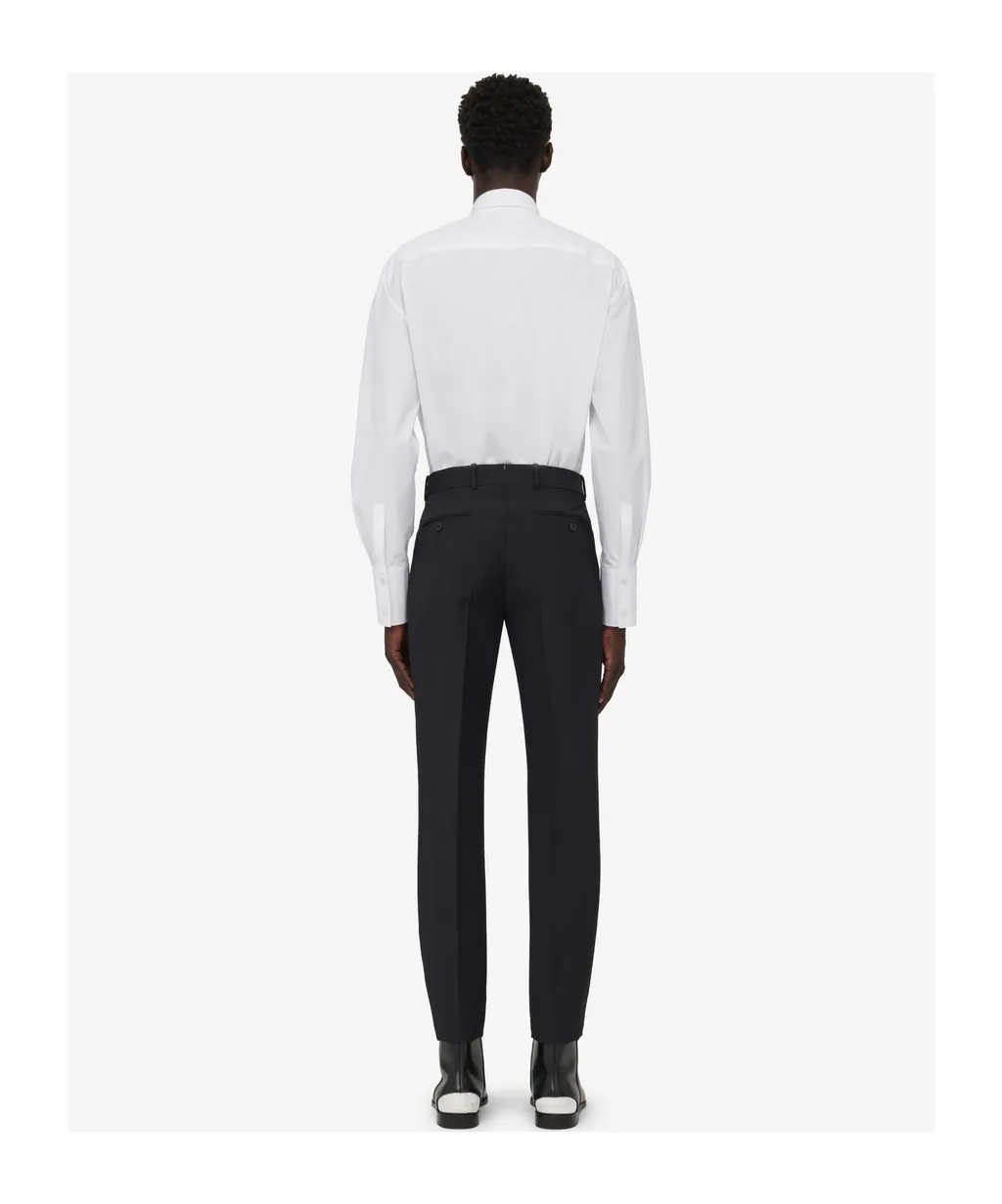 Long-Sleeved Shirt