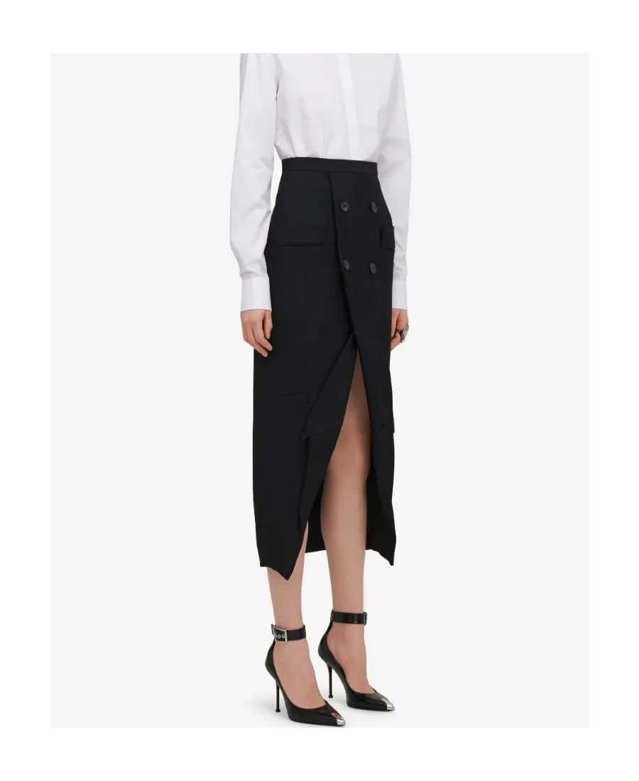Button Detailed Skirt