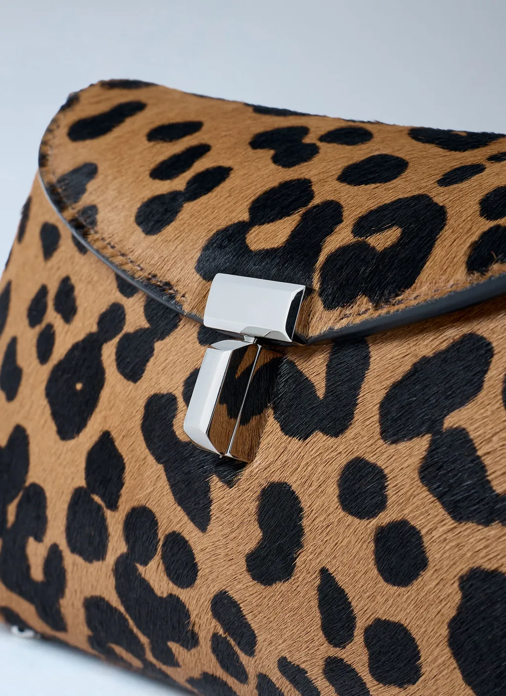 Leopard-Print Clutch Bag