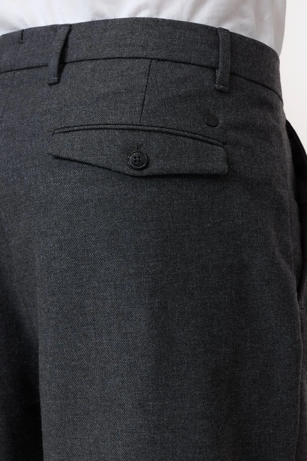Relaxed-Leg Trousers