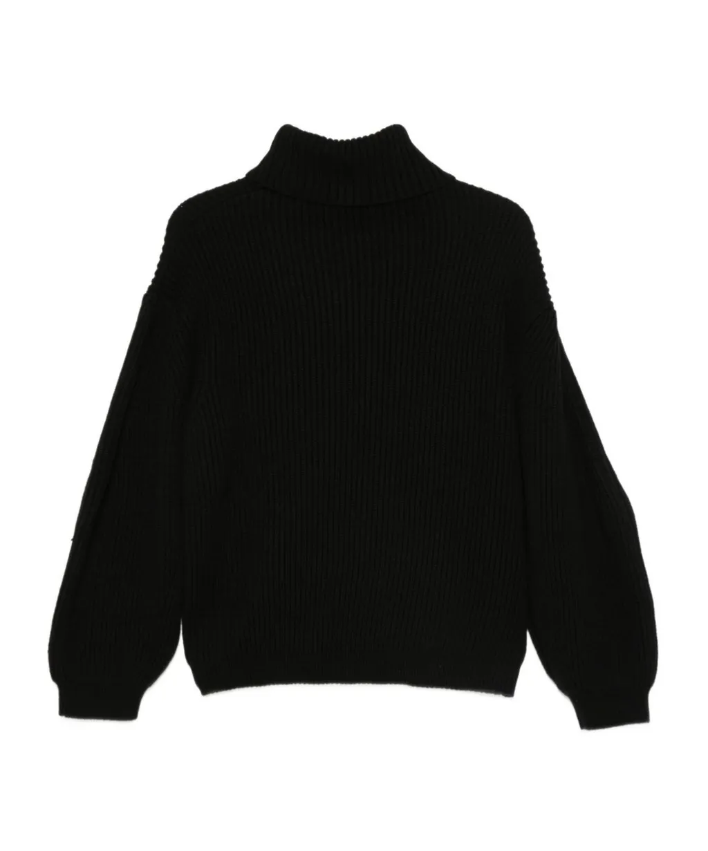 Turtleneck Long-Sleeved Sweater