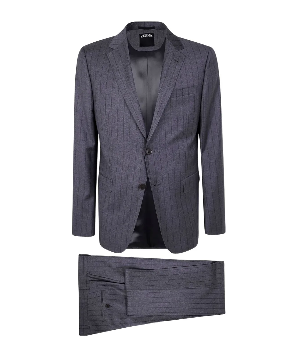 Long-Sleeved Suit
