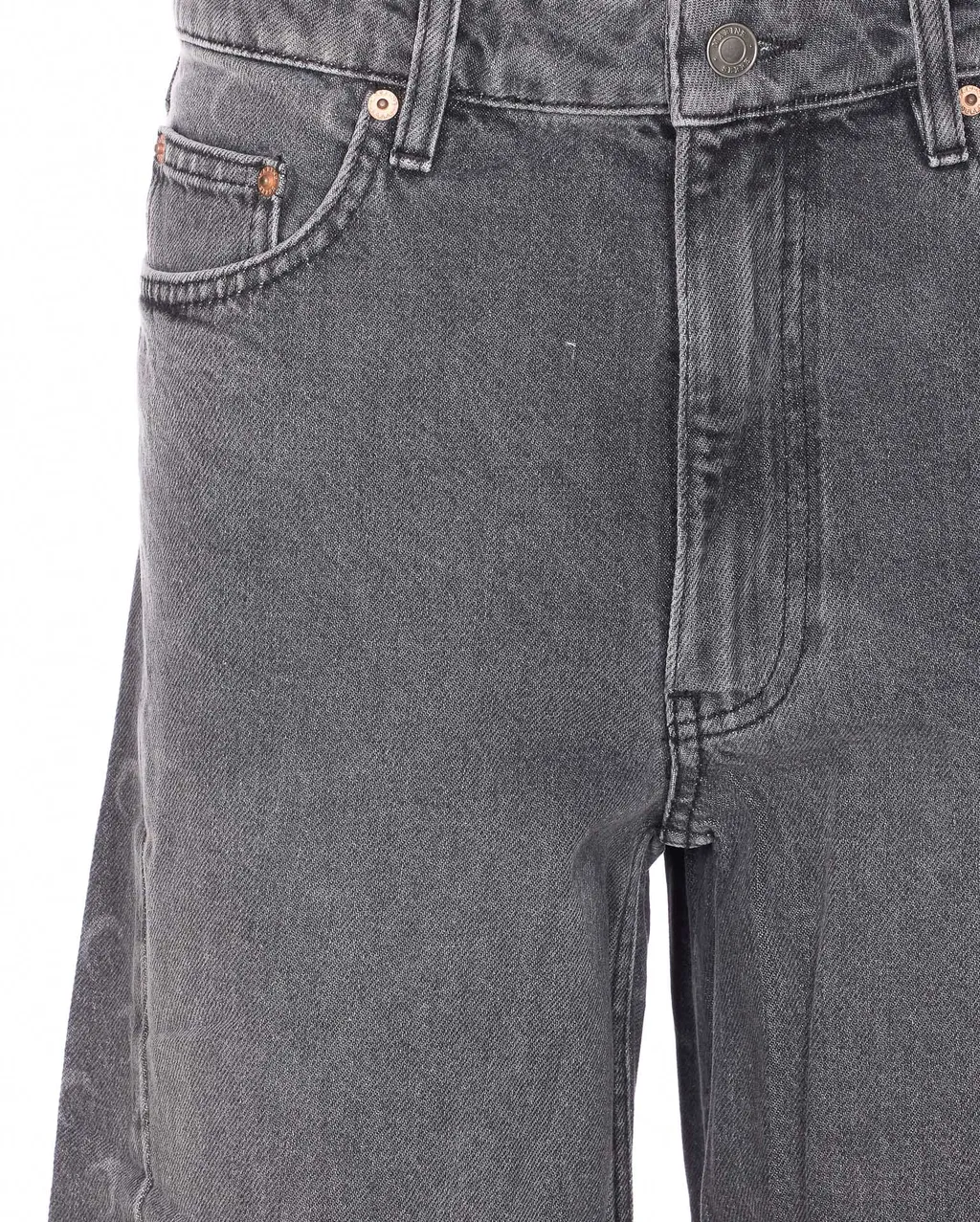 Wide-Leg Jeans