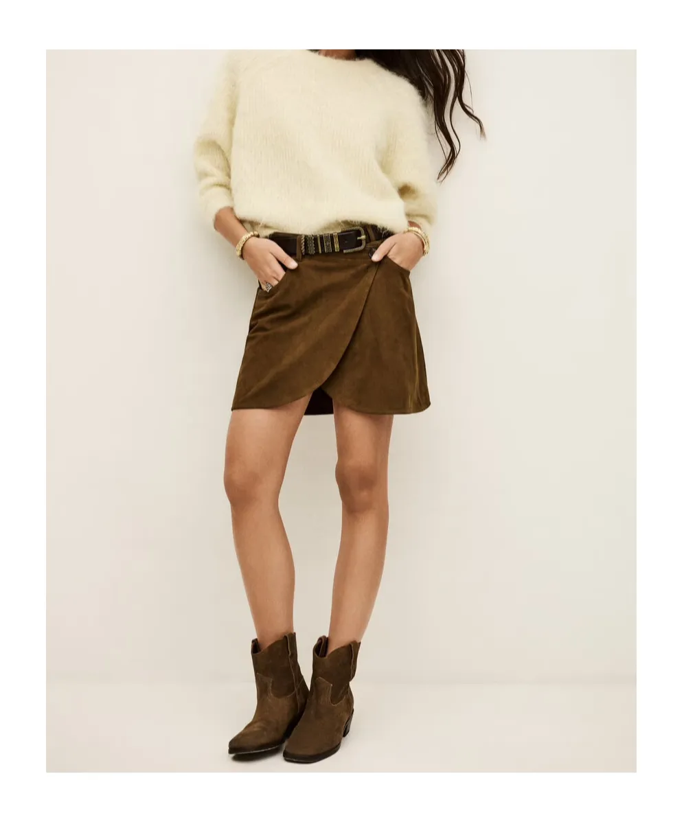 Asymmetric Cut Skirt