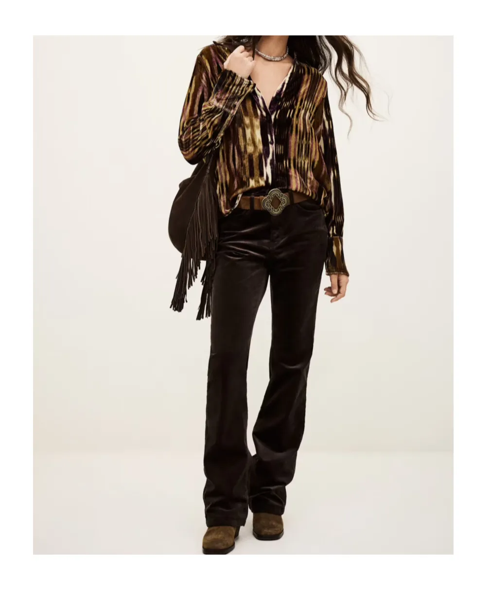Long-Sleeved Printed Shirt