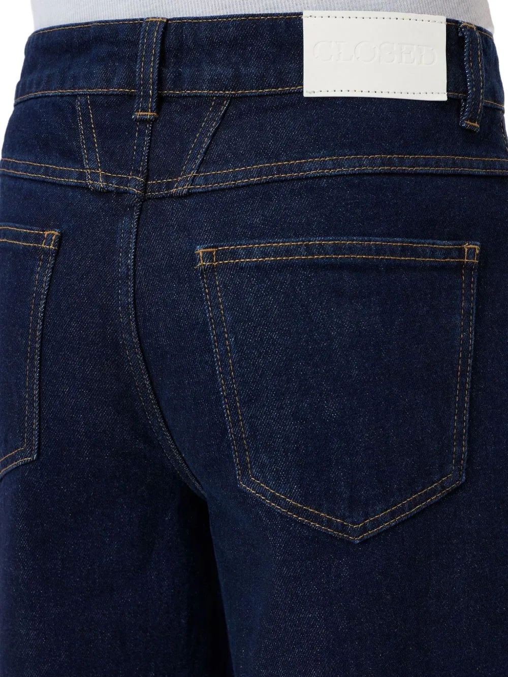 Wide-Leg Jeans