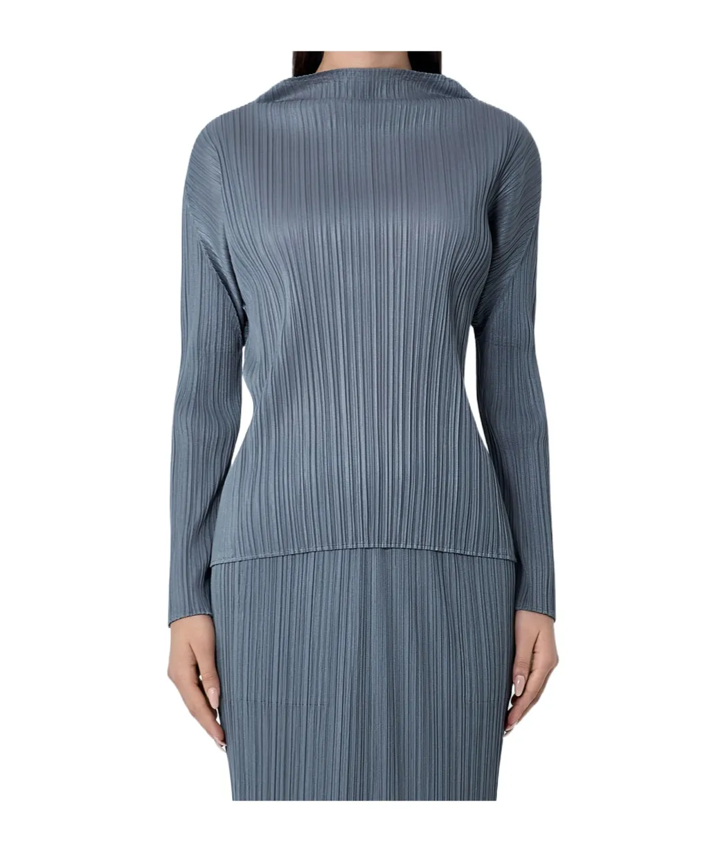 Long-Sleeved T-Shirt