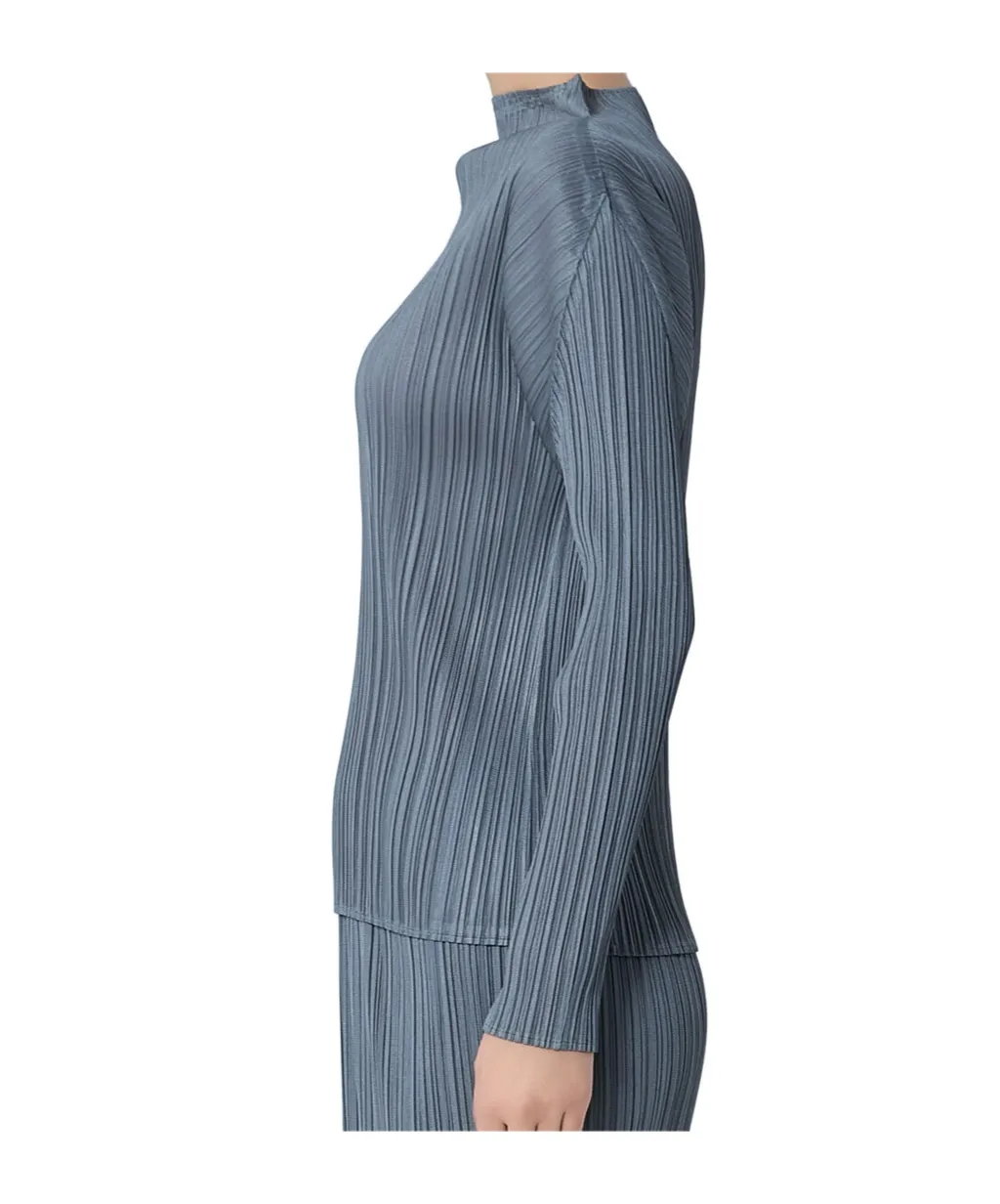Long-Sleeved T-Shirt