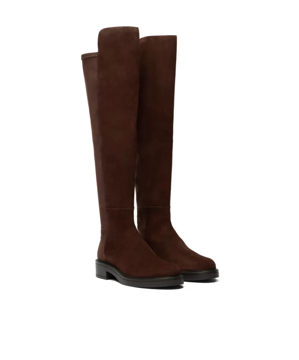 Round-Toe Boots