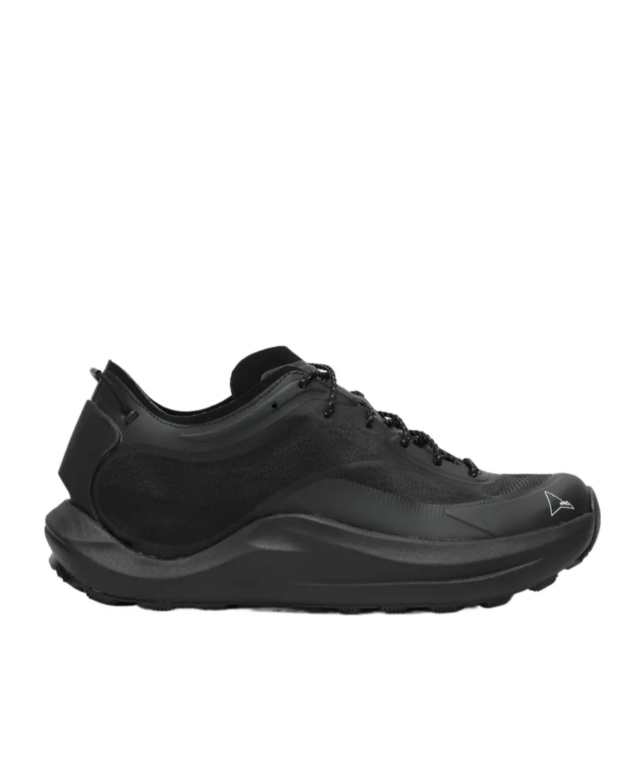 Sella Sneakers