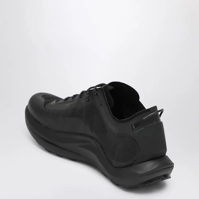 Sella Sneakers