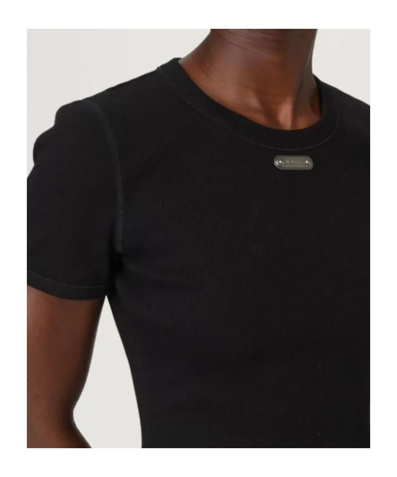 Short-Sleeved T-Shirt