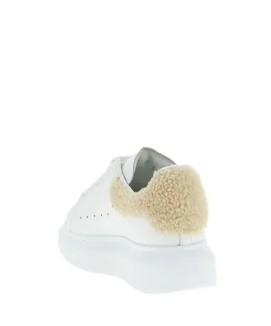 Larry Lace-Up Sneakers