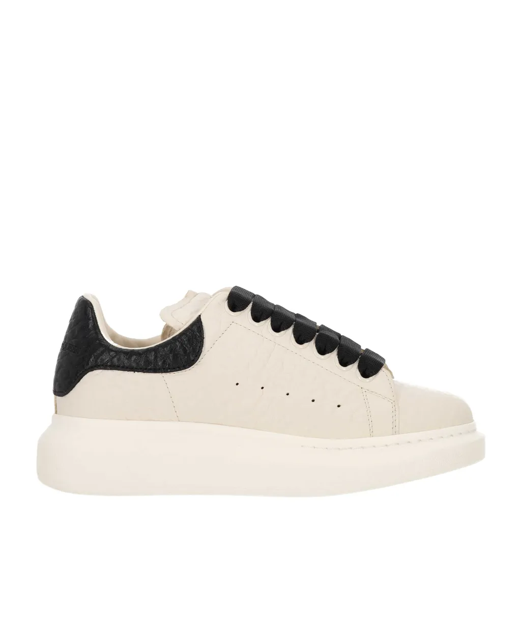 Oversized Sneakers