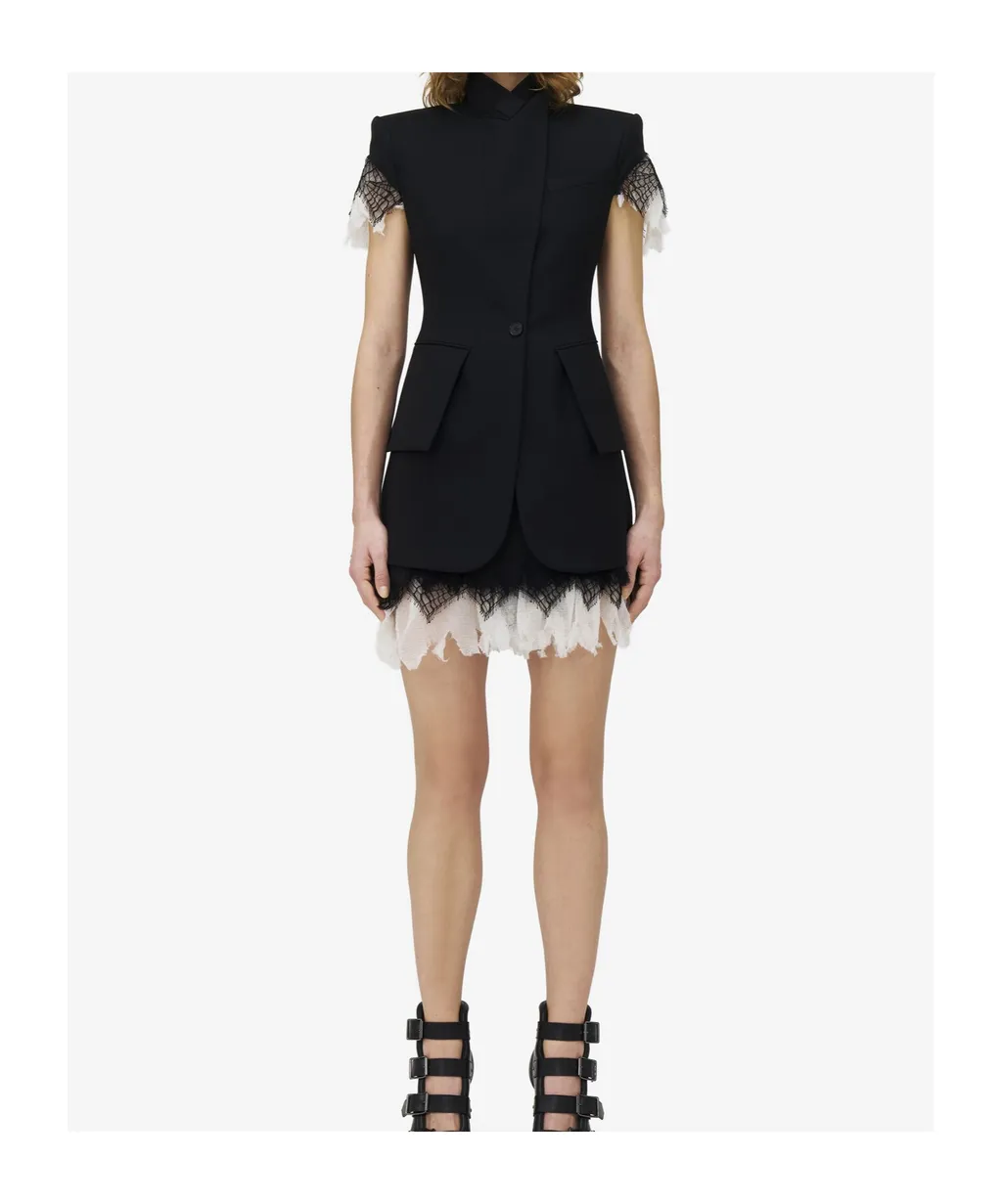 Lace Detailed Mini Skirt