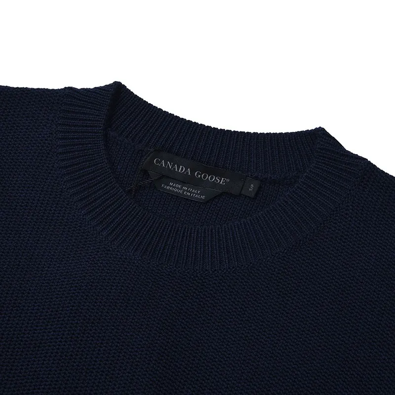 Aleza Round-Neck Knitted Pullover