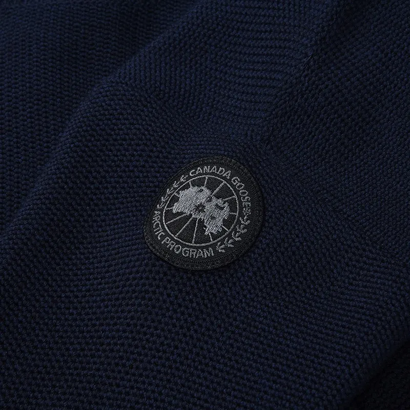 Aleza Round-Neck Knitted Pullover