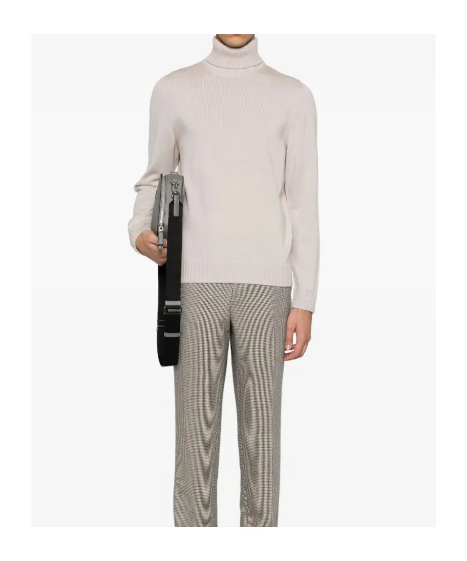 Long Sleeve Turtle-Neck Sweater