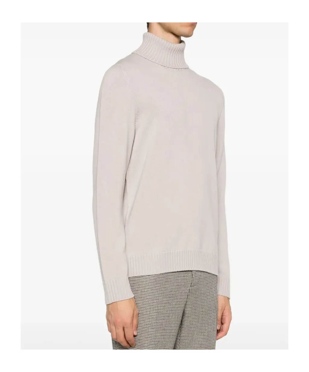 Long Sleeve Turtle-Neck Sweater