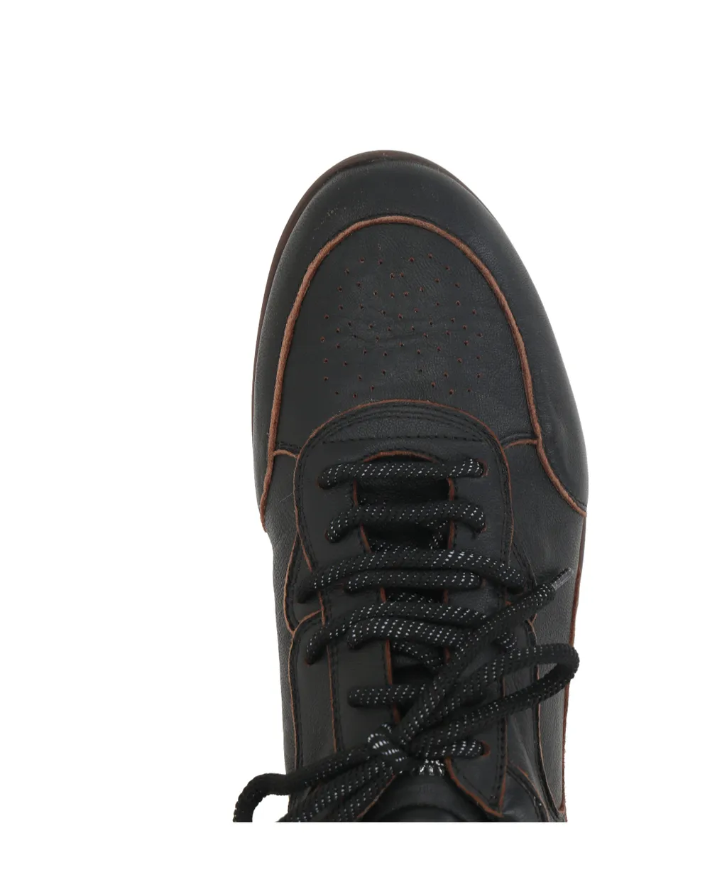 Osterly Sneakers