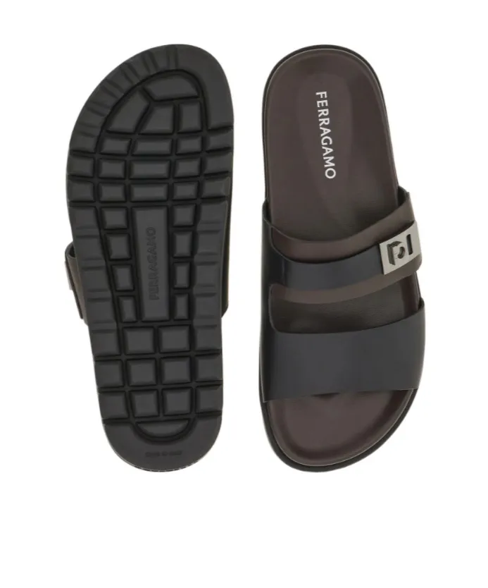 Chunky Sandal With Hug Buckle