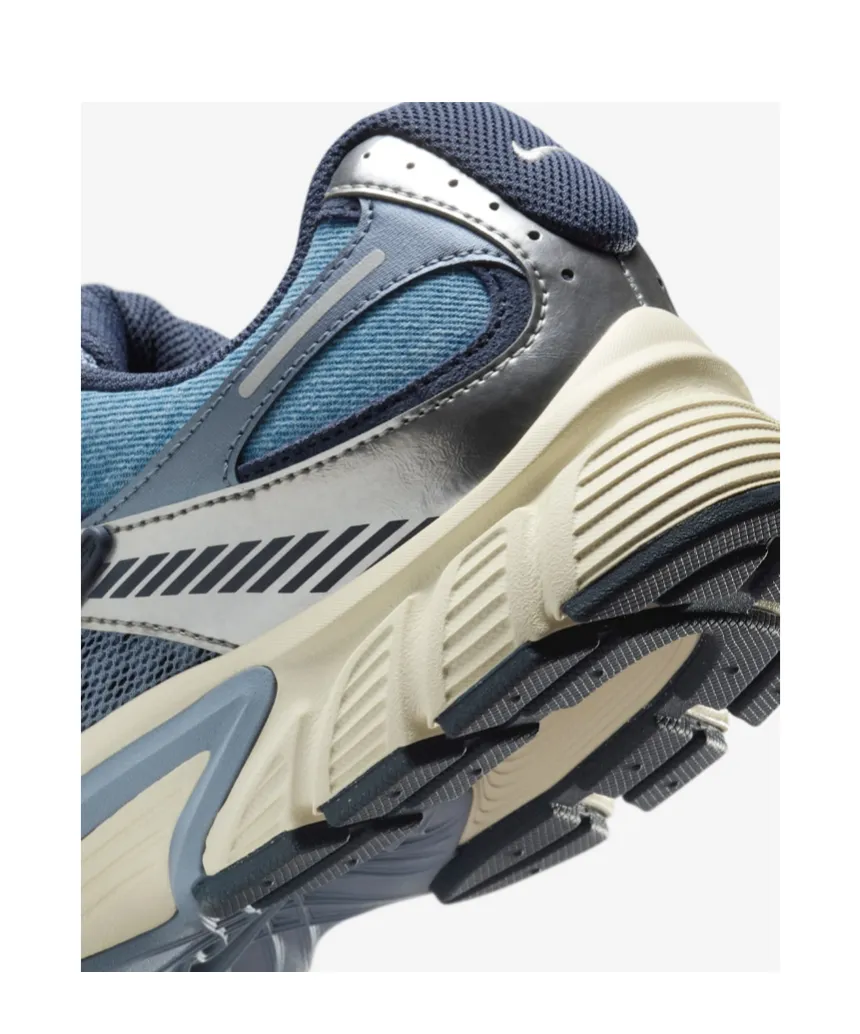 V5 Rnr Sneakers
