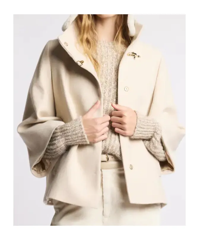 Toggle-Fastening Jacket