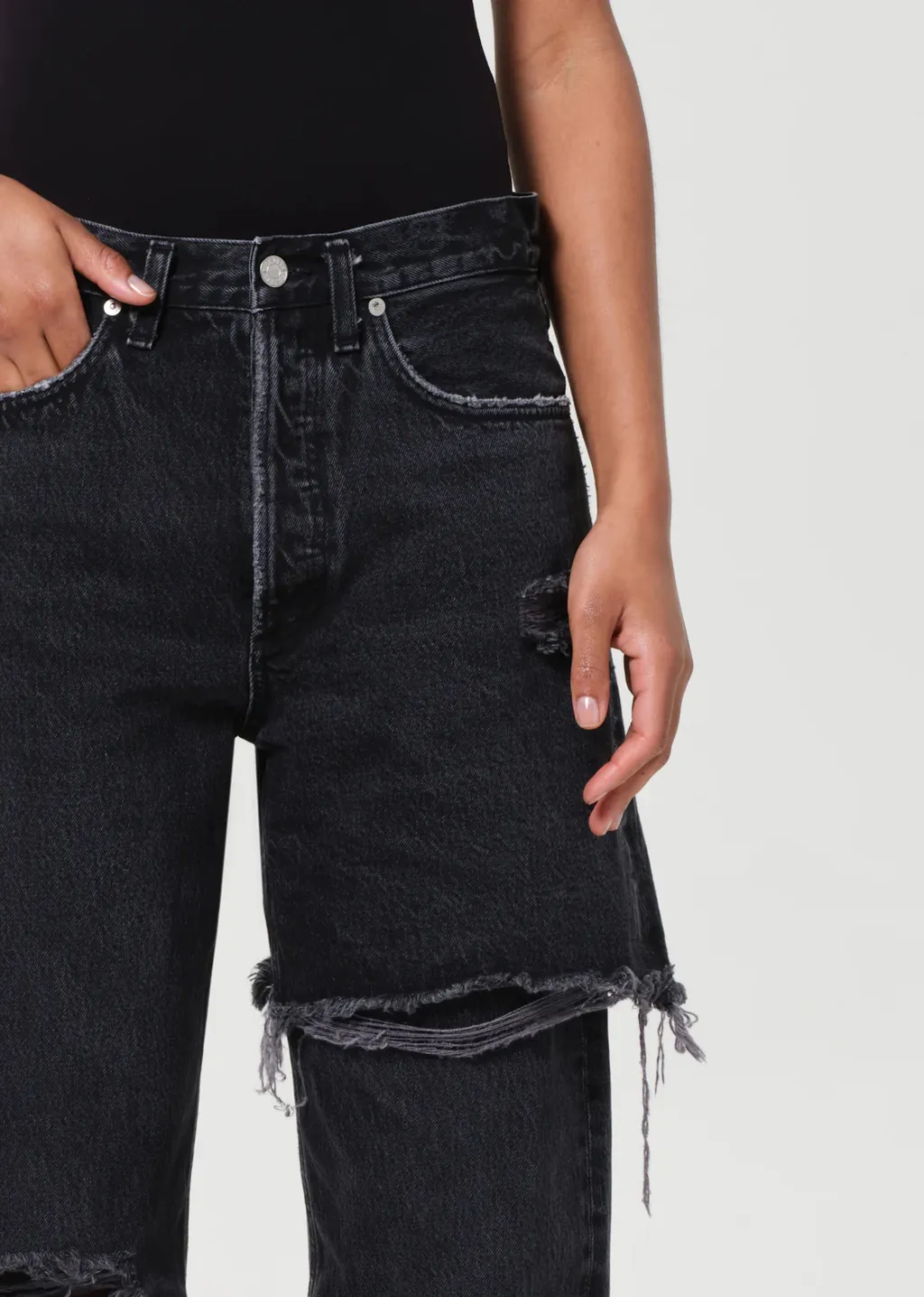 High-Waisted Jeans