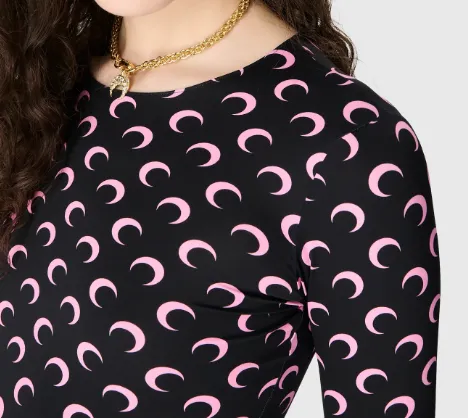 Round-Neck Long-Sleeved T-Shirt
