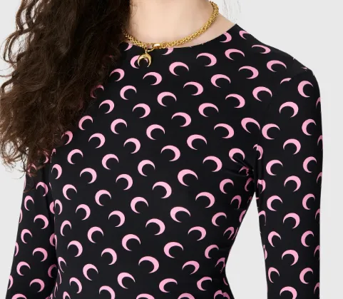 Round-Neck Long-Sleeved T-Shirt