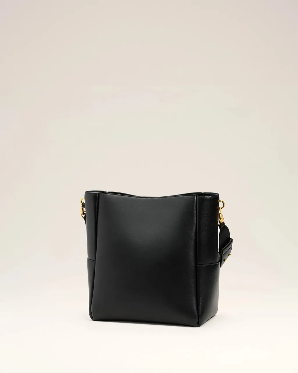 Carrousel Bucket Bag